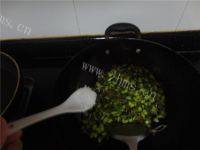 自制咸菜毛豆做法图解6)