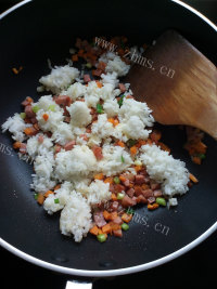 好吃的蛋包饭做法图解4)