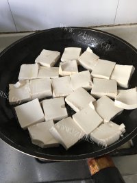 外婆做的红烧豆腐做法图解4)