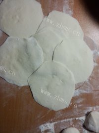 色味俱佳的水煎包做法图解8)