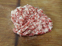 美味的猪肉韭菜蚂蚁苋水饺的做法图解二
