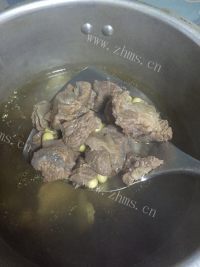 美味的番茄牛肉汤做法图解12)