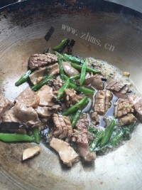 爆炒杜仲腰花做法图解18)