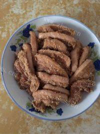 家常梅干菜蒸肉做法图解7)