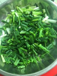 美味的湿炒牛河做法图解4)