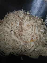 好吃的豆角焖面做法图解24)
