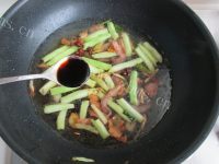 美味的芸豆焖面做法图解8)