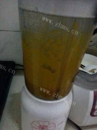香气逼人的奶香南瓜羹做法图解5)