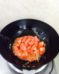 美味番茄汤切面做法图解9)