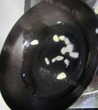 美味的糖醋大虾做法图解2)