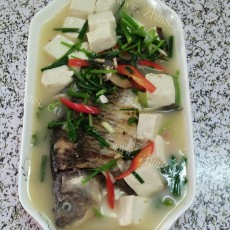 独特的鲫鱼豆腐汤