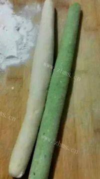 美味的翡翠白菜做法图解3)