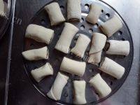 家庭版豆沙卷做法图解8)