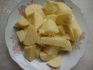 家常菜土豆炖芸豆做法图解1)