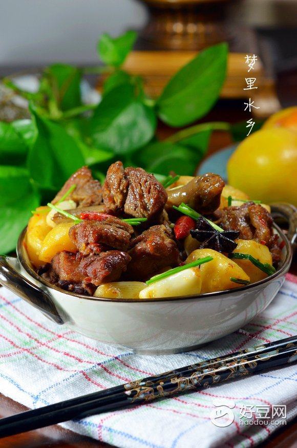 土豆烧鸭