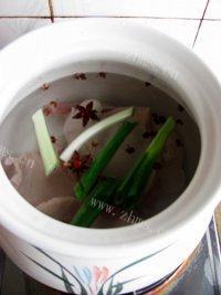 美味的白果猪肚汤做法图解8)