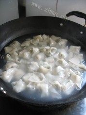 荠菜鲜肉馄饨