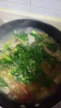 口味十足的新疆汤饭