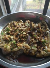 好吃的蒸蒜茄子无油不开火做法图解10)