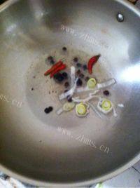 家常菜白菜炖冻豆腐做法图解3)