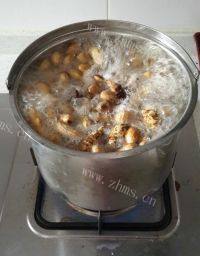 美味的煮花生做法图解5)