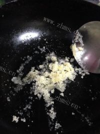 美味的香烤猪蹄做法图解5)