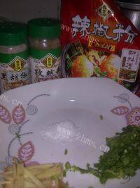 简单易做的孜然土豆做法图解3)