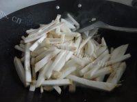美美厨房之炒茄子做法图解5)