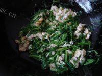 家常菜茴香炒鸡蛋