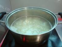滋润的银耳百合粳米粥的做法图解六