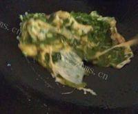色味俱佳的韭菜煎鸡蛋做法图解5)