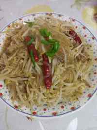 家常菜豆芽炒粉条