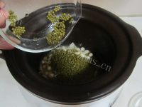 营养美食绿豆百合莲子羹做法图解3)