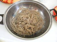 让人怀念的香炒荞麦面做法图解4)