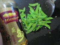 美味可口的蒜香荷兰豆做法图解6)