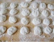 美味的玉米冰花锅烙做法图解5)