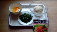 口感饱满的鸡蛋煎饼做法图解2)