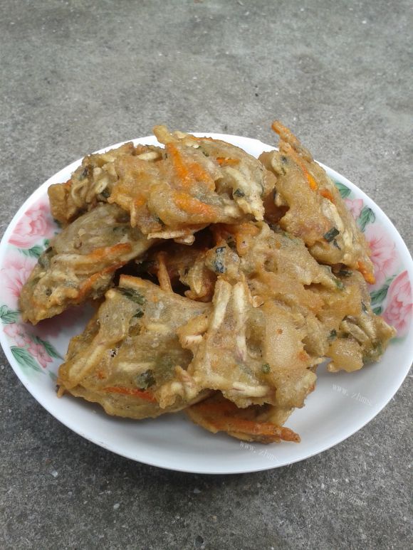 炸五花肉蟹肉地瓜团子