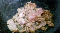 葱爆羊肉做法图解6)