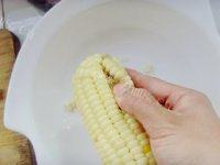 口感不错的南瓜玉米饼做法图解6)