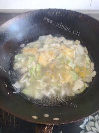 自己做的白菜鸡蛋面做法图解5)
