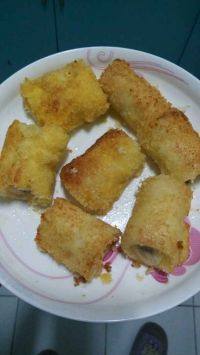 很有食欲的香蕉吐司卷