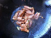家常菜有机菜花炒肉做法图解2)