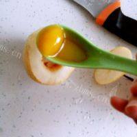 美味的冰糖雪梨做法图解4)