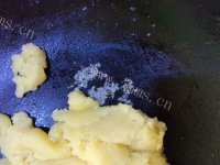 自制奶油泡芙做法图解4)