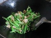 家常菜酸菜豆角
