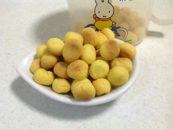 喷香的旺仔小馒头