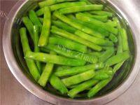家常菜四季豆炒肉丝做法图解4)
