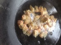 猪肉玉米馄饨做法图解7)