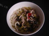 下饭的酸菜肉丝面